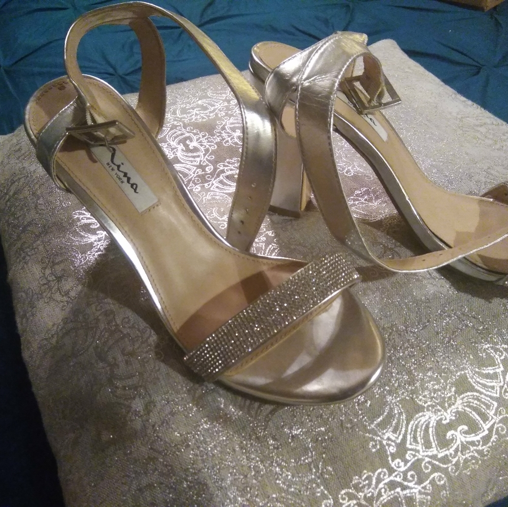 Heels - Picture 2 of 2